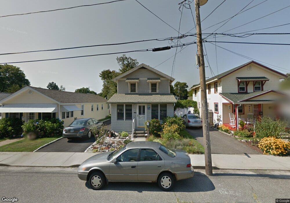 55 Village Rd, Milford, CT 06460 - photo 1