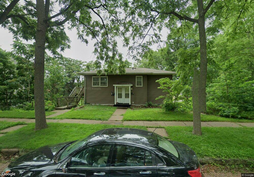 1411 E 11th St, Davenport, IA 52803 - photo 1