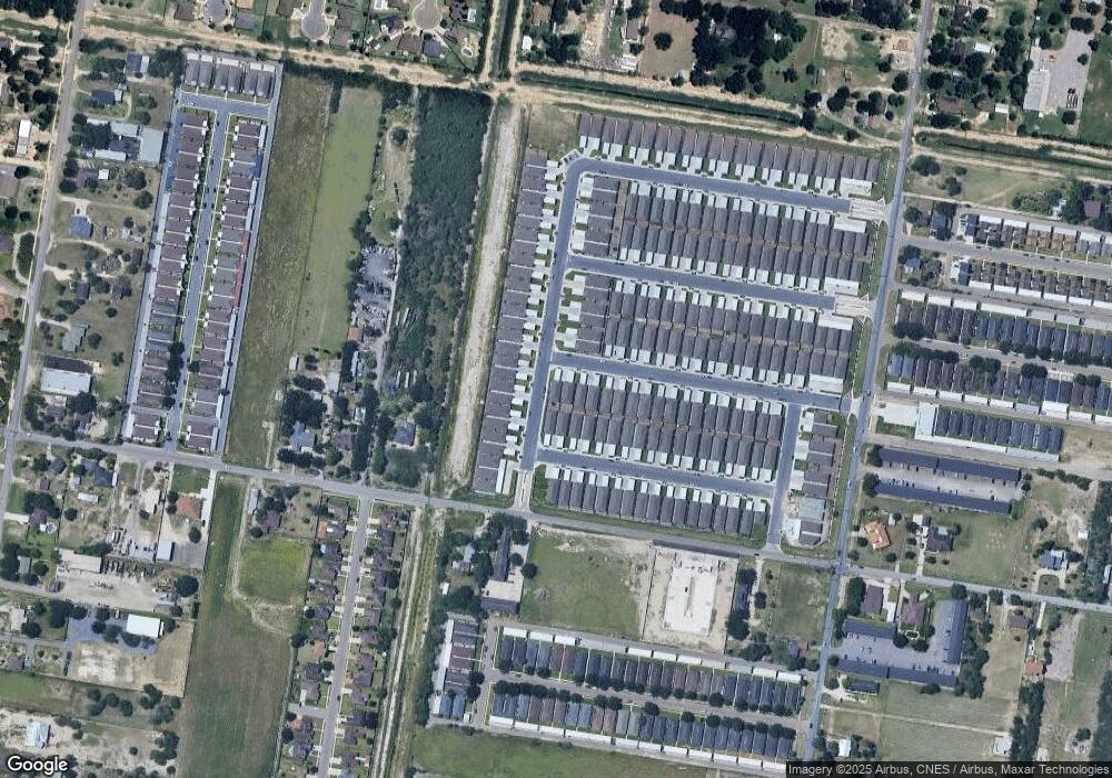 1810 W Cortlandt St unit 2 BR 2 BA HUGE BACKY, Edinburg, TX 78541 - photo 1