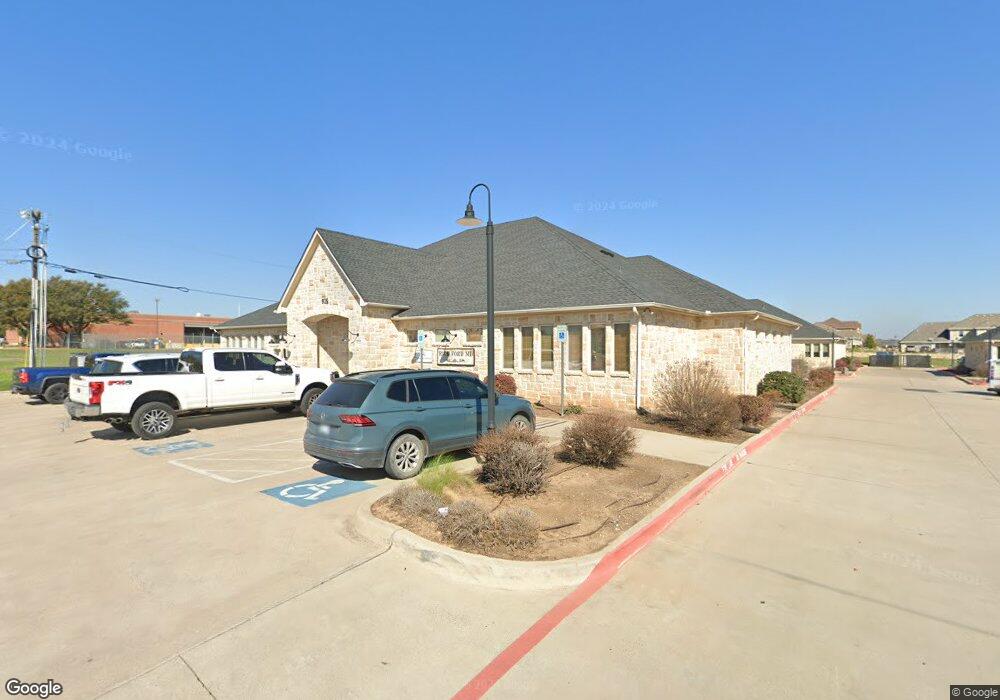 925 Hilltop Dr, Weatherford, TX 76086 - photo 1
