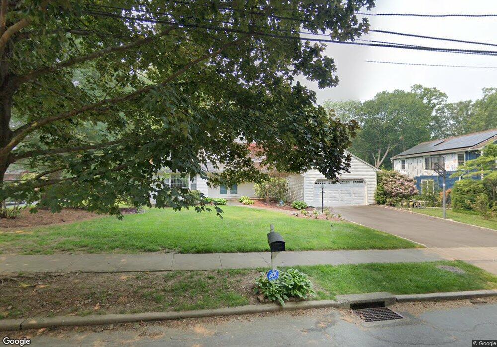 401 Carroll Rd, Fairfield, CT 06824 - photo 1