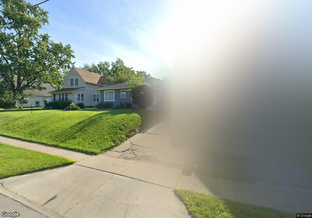 3207 1st St, Des Moines, IA 50313 - photo 1