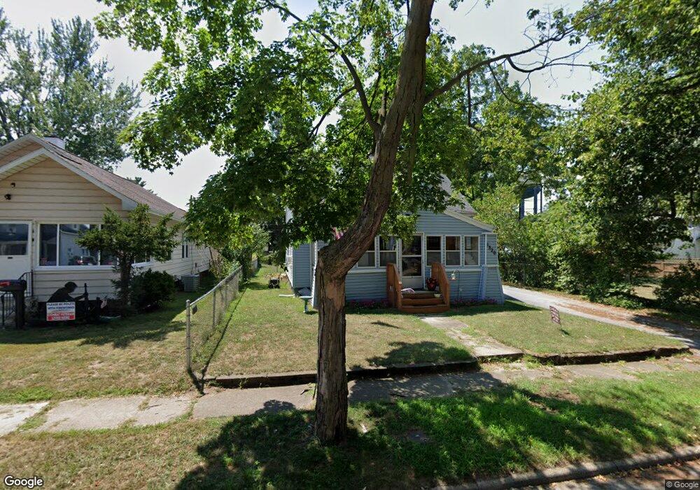 1320 Hickory St, Niles, MI 49120 - photo 1