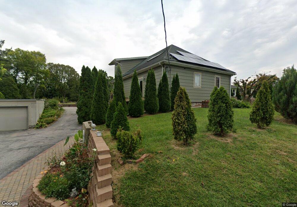 322 Buck Rd, Collinsville, IL 62234 - photo 1