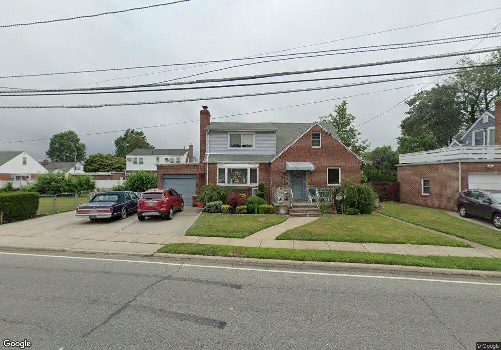 1110 Tulip Ave, Franklin Square, NY 11010 - photo 1