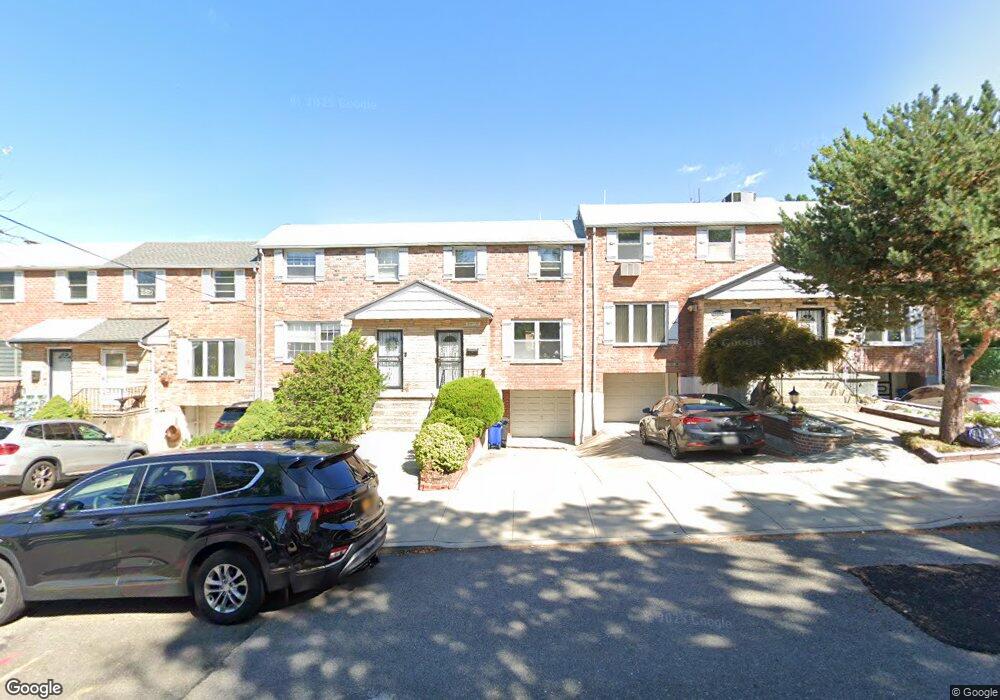 24079 67th Ave, Little Neck, NY 11362 - photo 1