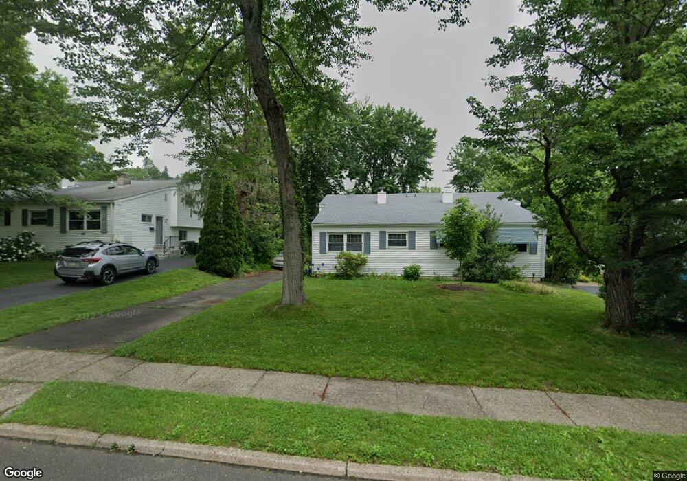 2949 Thunderhead Rd, Abington, PA 19001 - photo 1