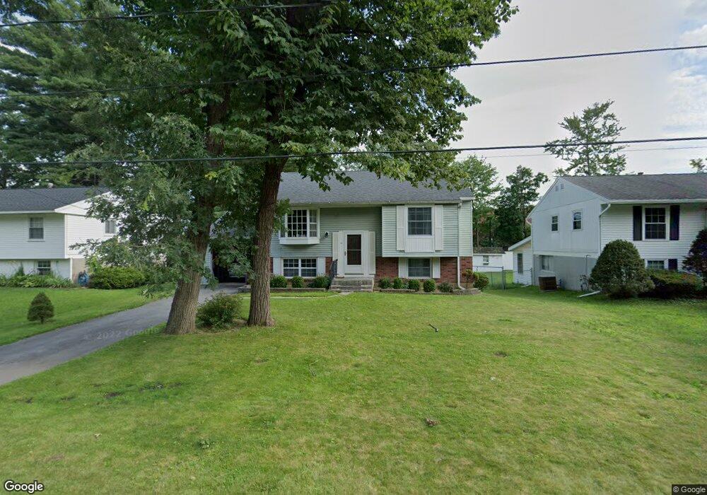 8 Woodland Ct, Saratoga Springs, NY 12866 - photo 1