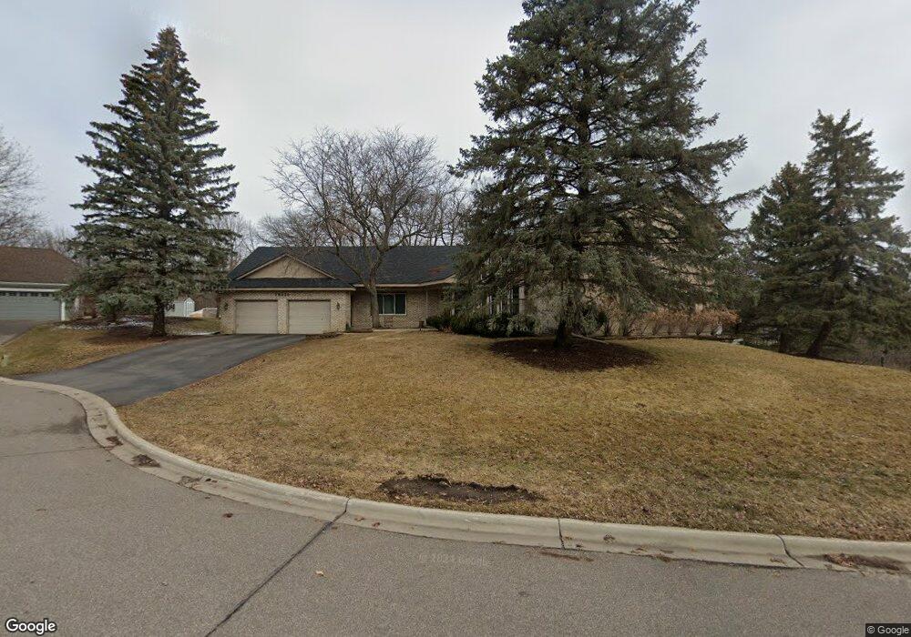 18420 Highpath Ln, Minnetonka, MN 55345 - photo 1