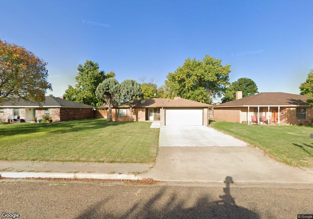 1108 Mills Ave, Dumas, TX 79029 - photo 1