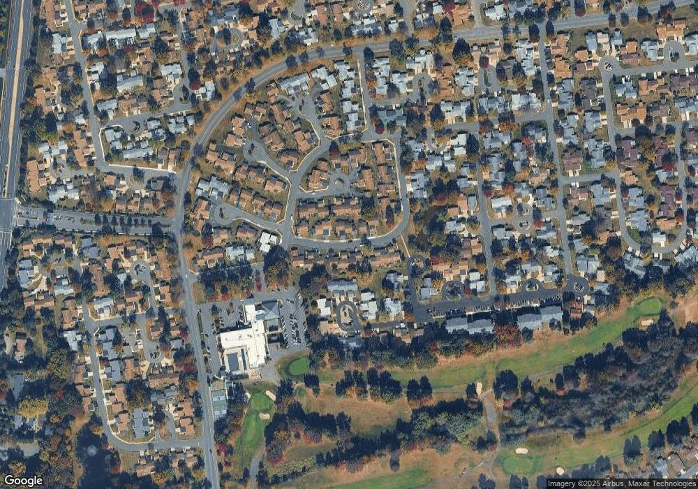 B Haddon Rd unit 33B, Monroe Township, NJ 08831 - photo 1