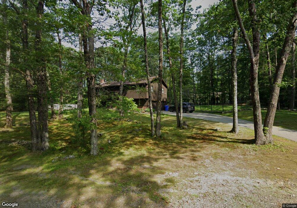 426 Pendleton Ln, Londonderry, NH 03053 - photo 1