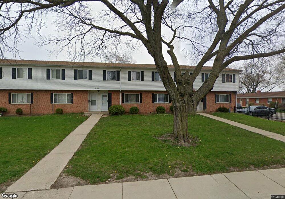 1313 Monomoy St unit D, Aurora, IL 60506 - photo 1