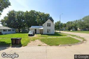 102 S 1st St, Plainview, NE 68769