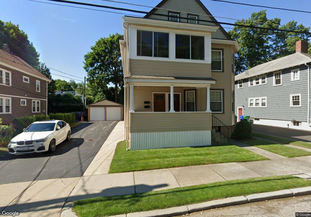 68 Warwick Rd unit 1, Newton, MA 02465 - photo 1