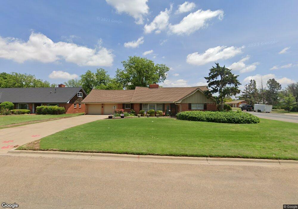 1100 Dallas St, Plainview, TX 79072 - photo 1