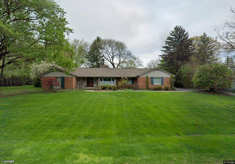 923 Satterlee Rd, Bloomfield Hills, MI 48304 - photo 1