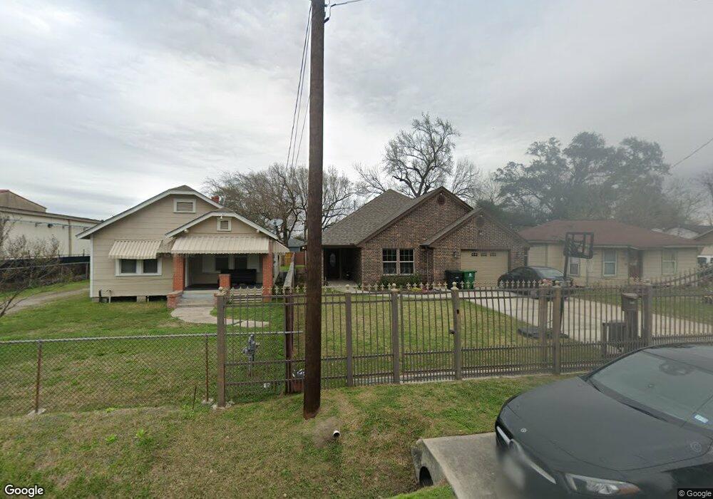 105 Neyland St, Houston, TX 77022 - photo 1