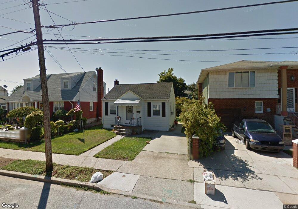 26 Hunnewell Ave, Elmont, NY 11003 - photo 1