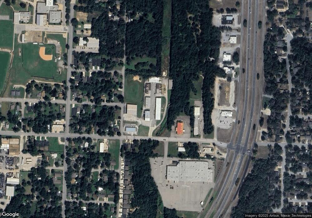 400 W Coffin St, Denison, TX 75020 - photo 1