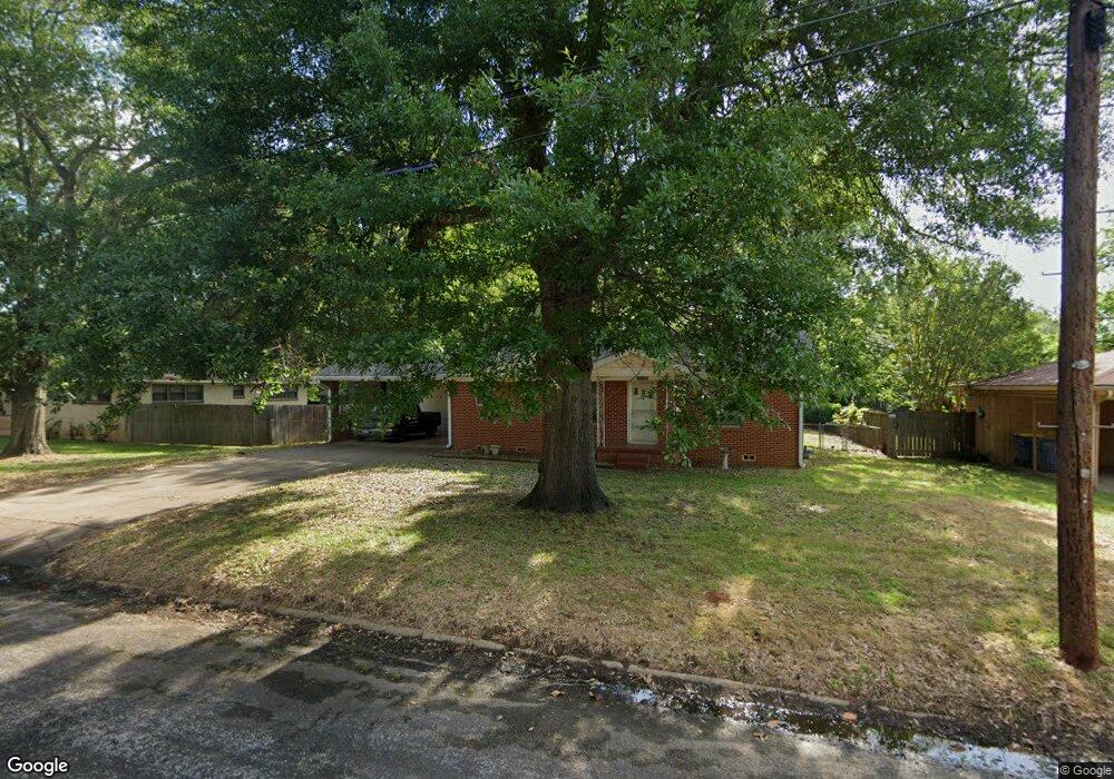 3406 Pinecrest St, Kilgore, TX 75662 - photo 1