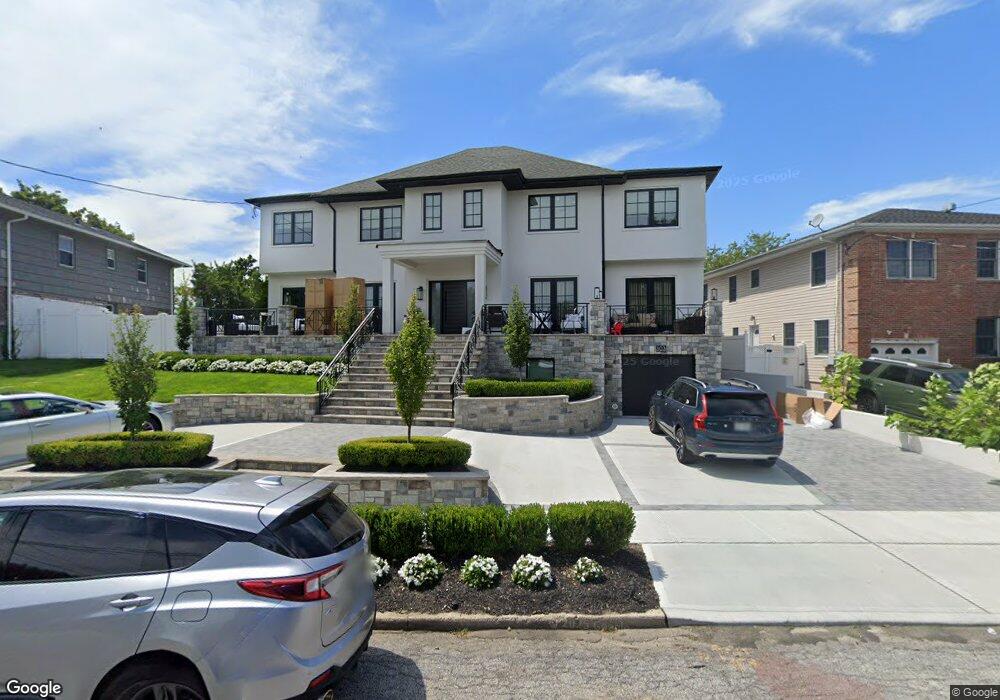 303 Buckingham Rd, Cedarhurst, NY 11516 - photo 1