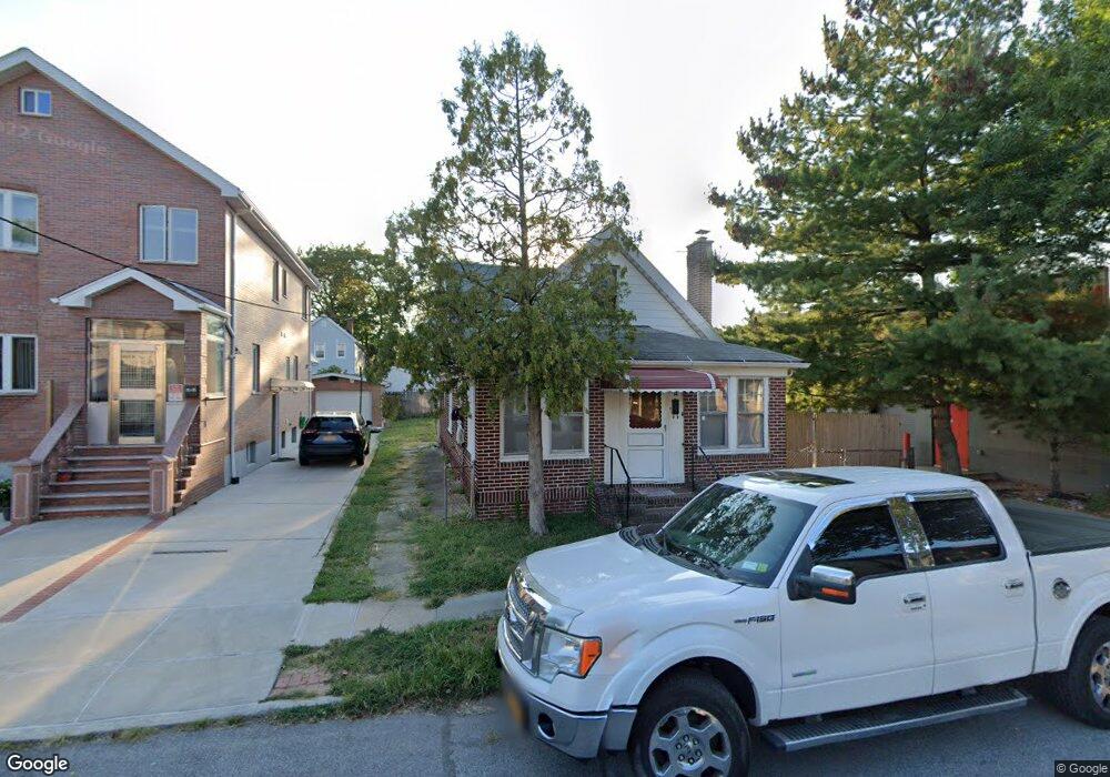 80-14 161st St, Jamaica, NY 11432 - photo 1