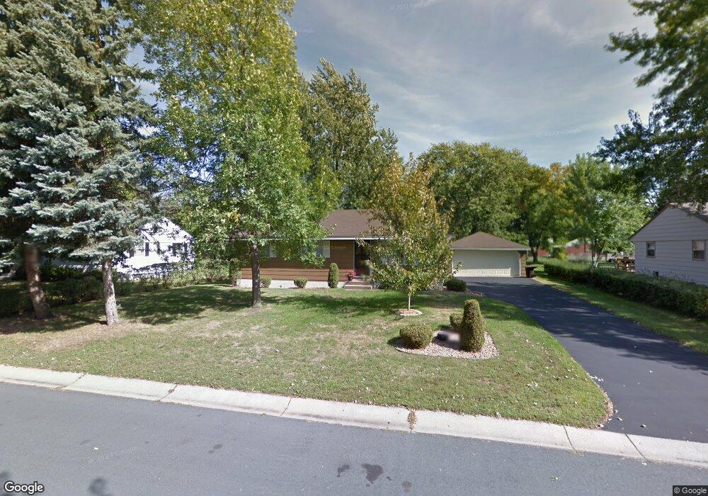 9466 Quaker Ln N, Maple Grove, MN 55369 - photo 1