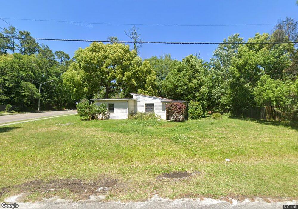 8203 Dickie Dr, Jacksonville, FL 32216 - photo 1