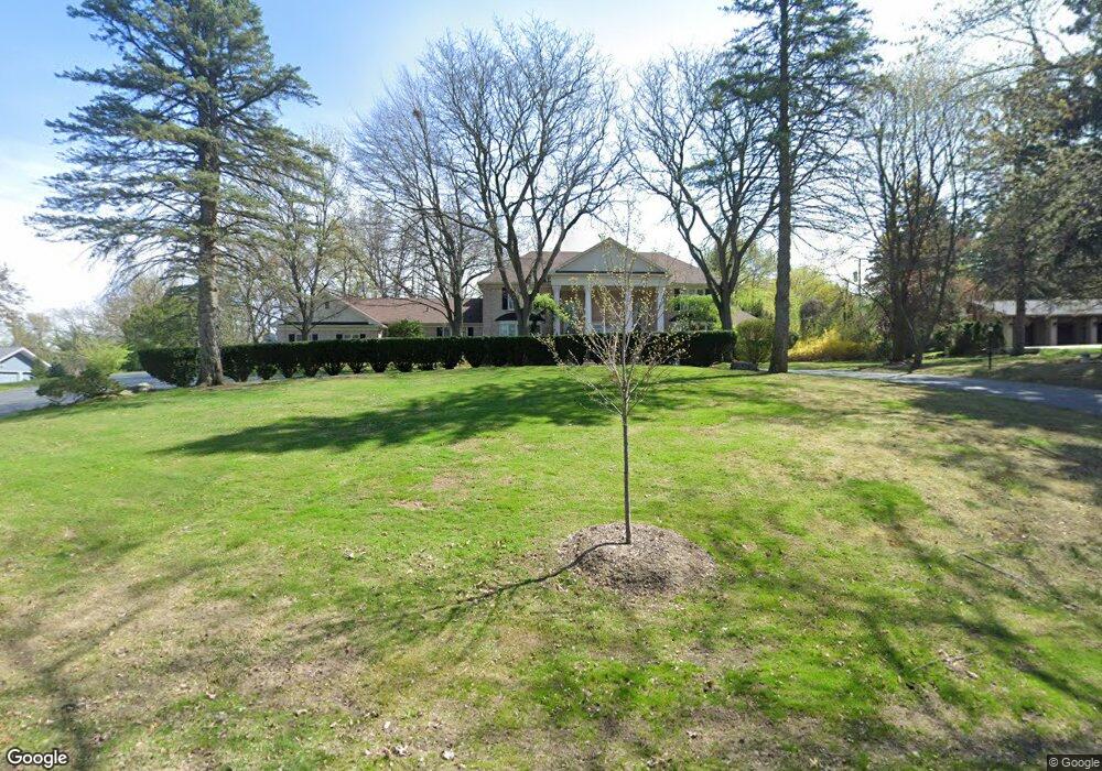 1700 Hammond Ct, Bloomfield Hills, MI 48304 - photo 1