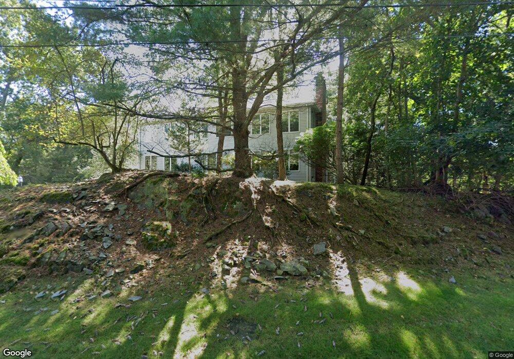133 Stratford Rd, Needham, MA 02492 - photo 1