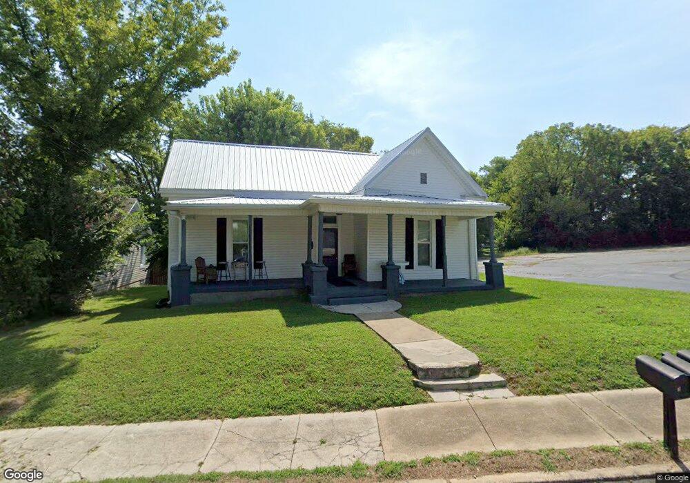 1505 Highland Ave unit 2, Columbia, TN 38401 - photo 1