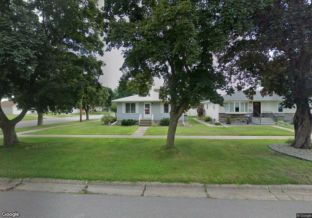 611 Main St, La Crescent, MN 55947 - photo 1