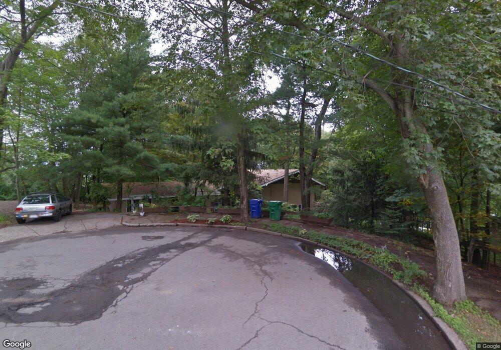 21 Manet Cir, Chestnut Hill, MA 02467 - photo 1