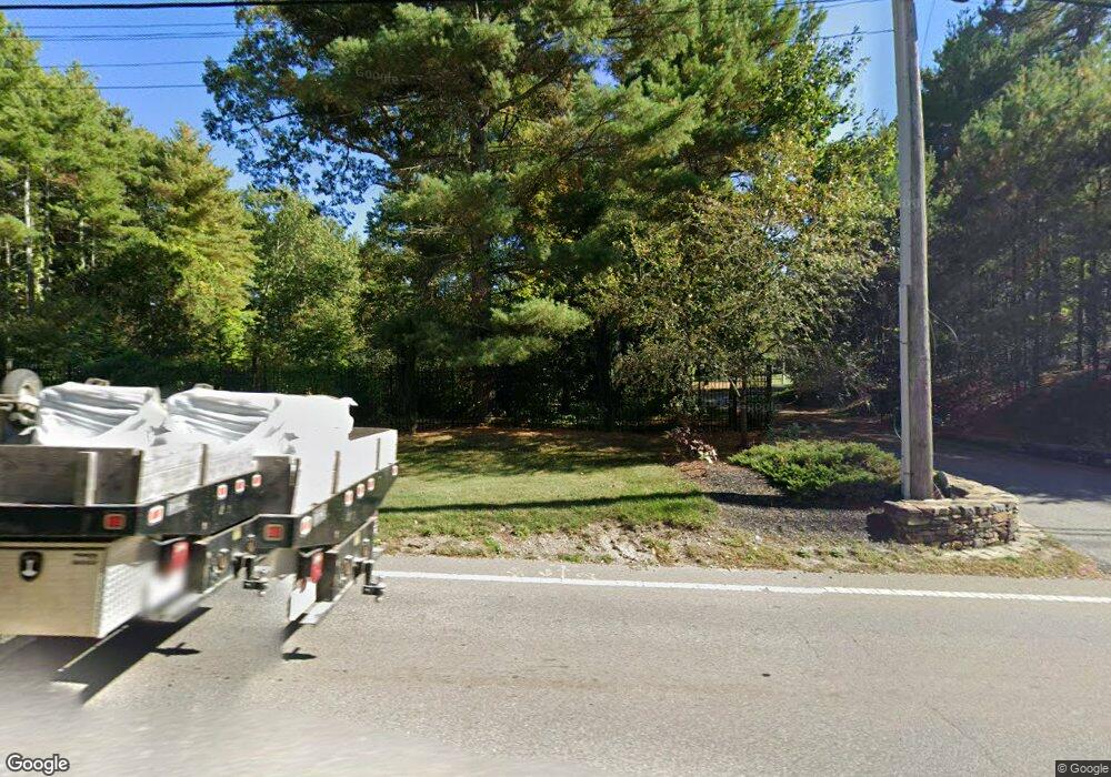 652 Dedham St, Wrentham, MA 02093 - photo 1