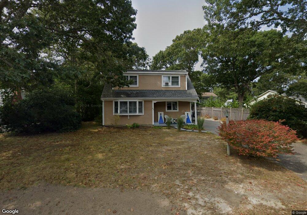 257 Edgewater Dr E, East Falmouth, MA 02536 - photo 1