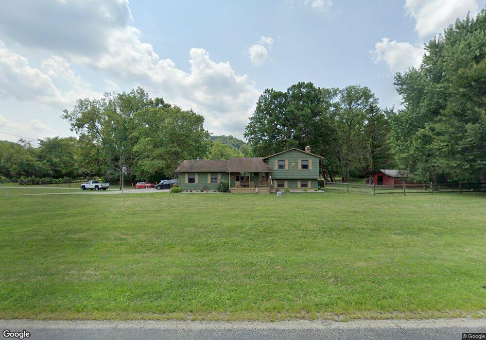 6035 Old Logan Rd SE, Lancaster, OH 43130 - photo 1