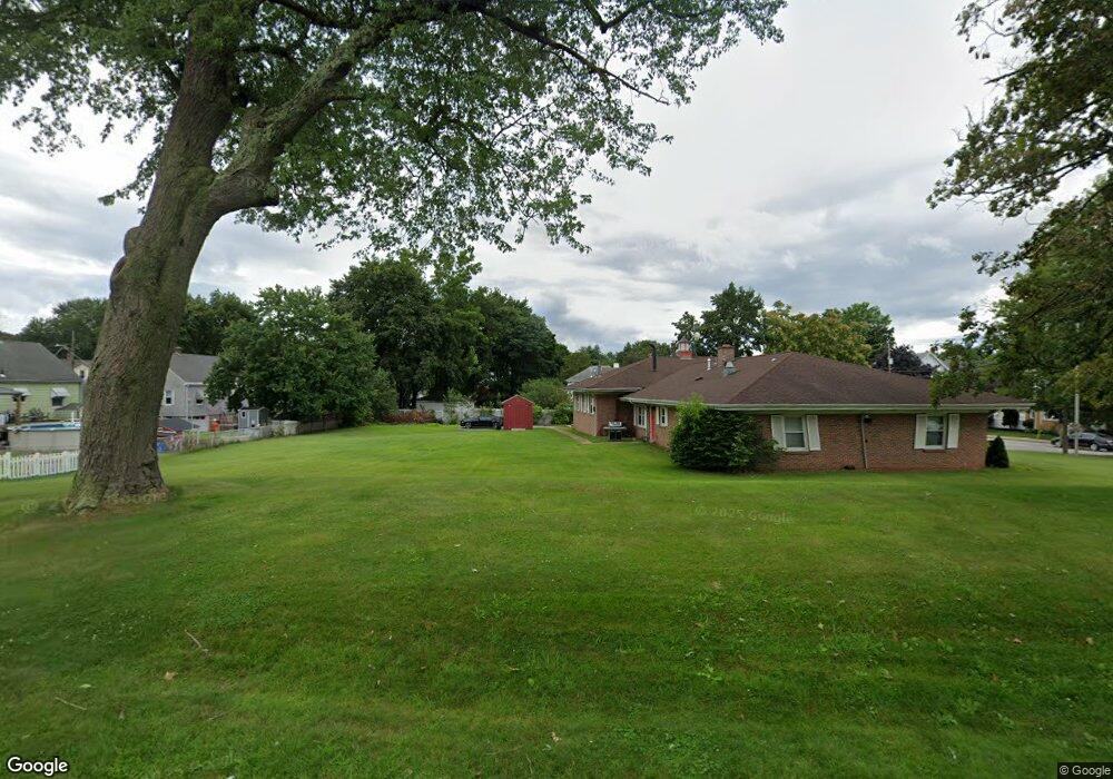 33 Elder Ballou Meeting House Rd, Woonsocket, RI 02895 - photo 1