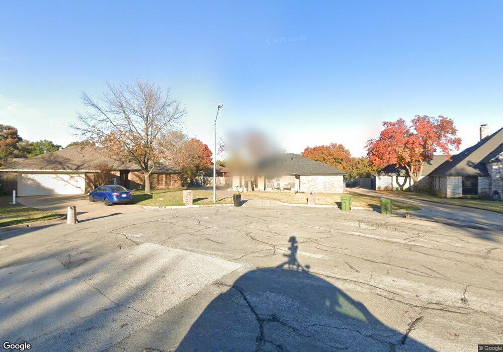 7112 Jeffrey St, North Richland Hills, TX 76182 - photo 1