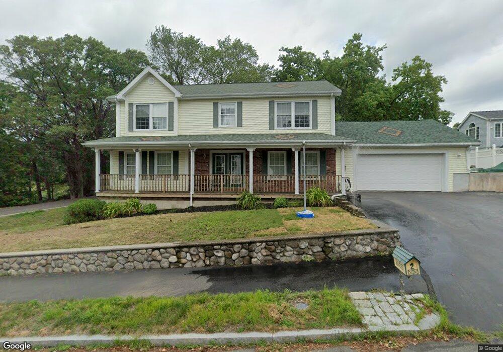 2 Applewood Ln, Saugus, MA 01906 - photo 1