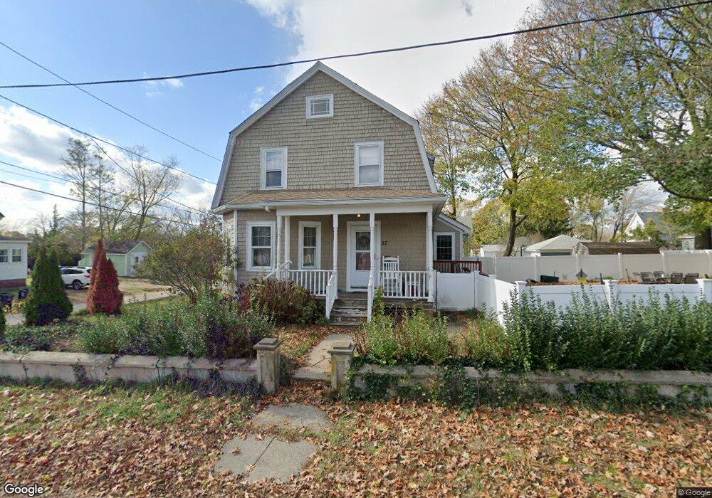 57 Arnold St, Riverside, RI 02915 - photo 1