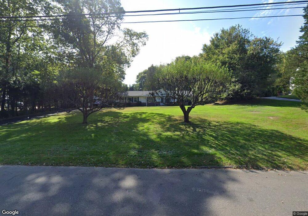 121 Barclay Dr, Stamford, CT 06903 - photo 1