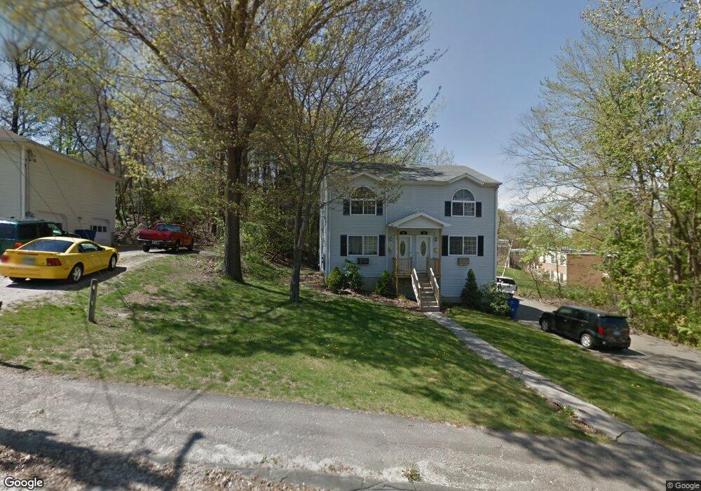 161 Macarthur Dr, Waterbury, CT 06704 - photo 1