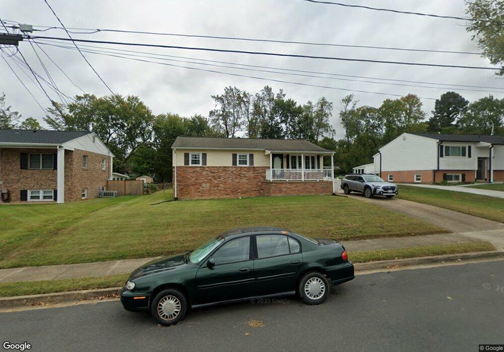 17855 Lyda Ln, Dumfries, VA 22026 - photo 1