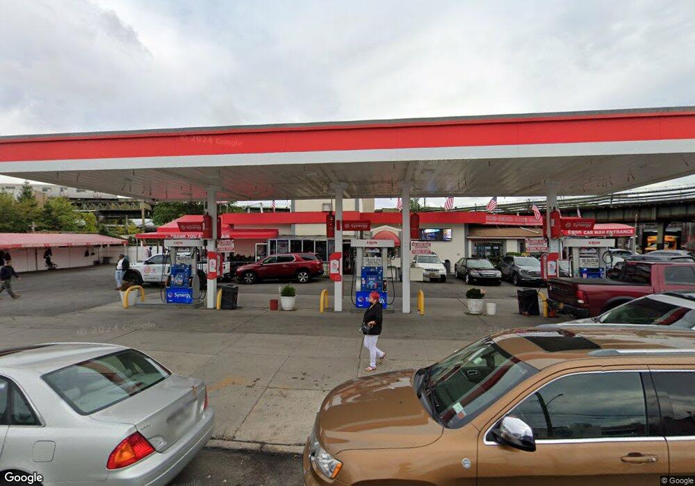 9821 Rockaway Blvd, Jamaica, NY 11417 - photo 1