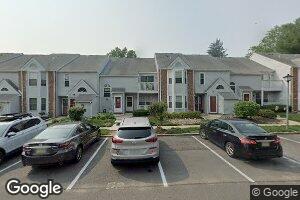 48 Pinewood Dr, Trenton, NJ 08690