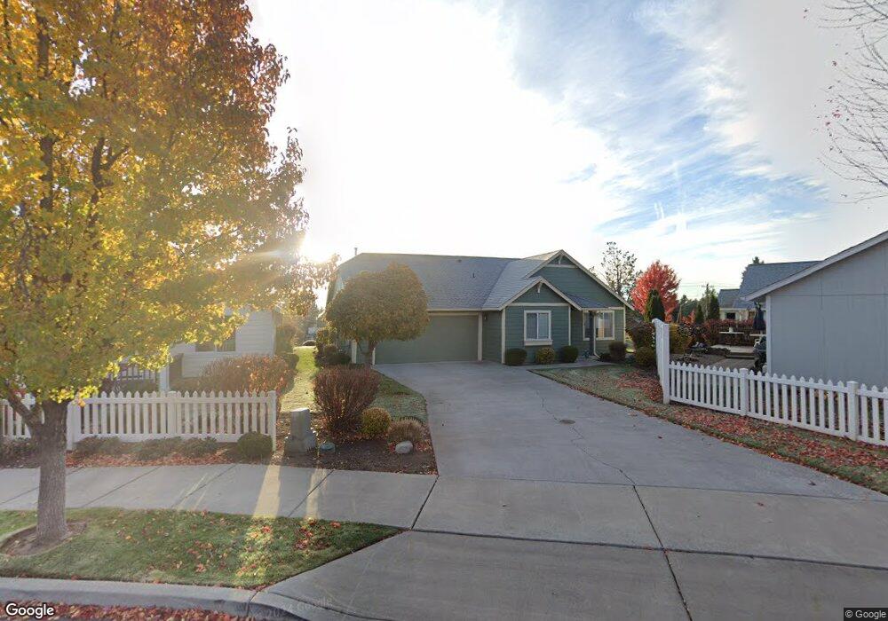 3738 SW 29th St, Redmond, OR 97756 - photo 1