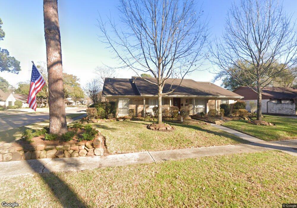 4618 Chantilly Cir, Houston, TX 77018 - photo 1