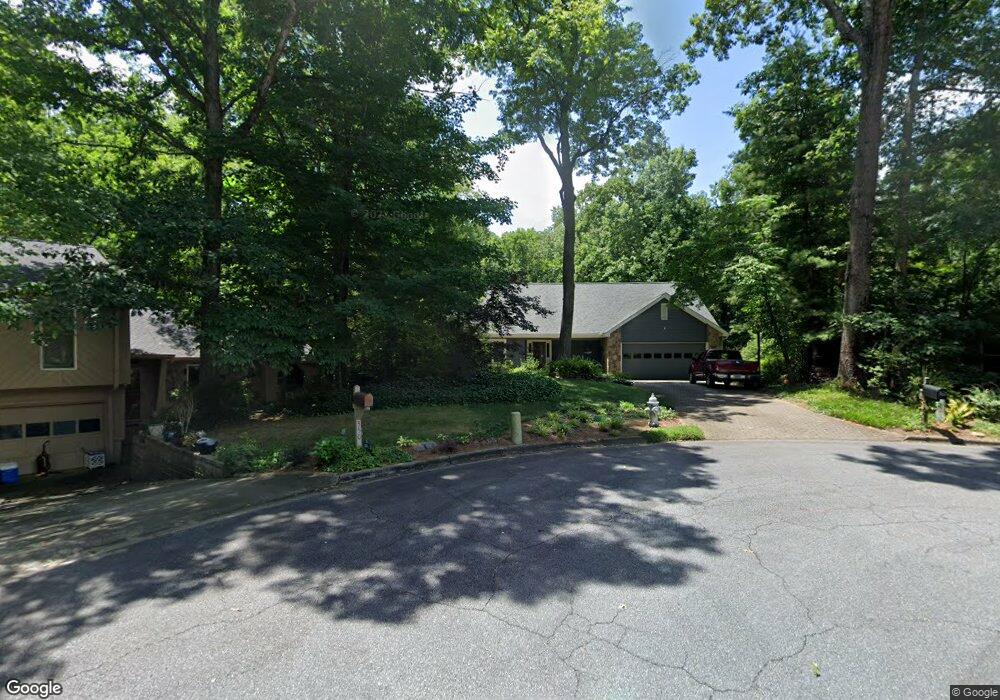 360 Ridge Ct, Roswell, GA 30076 - photo 1