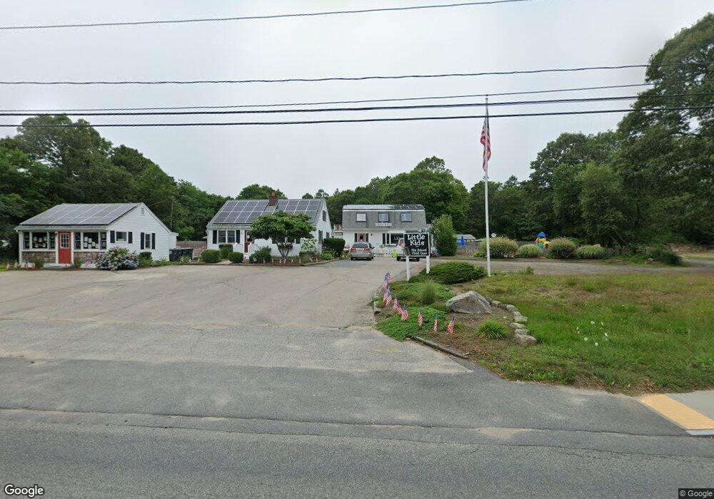 586 N Falmouth Hwy, North Falmouth, MA 02556 - photo 1